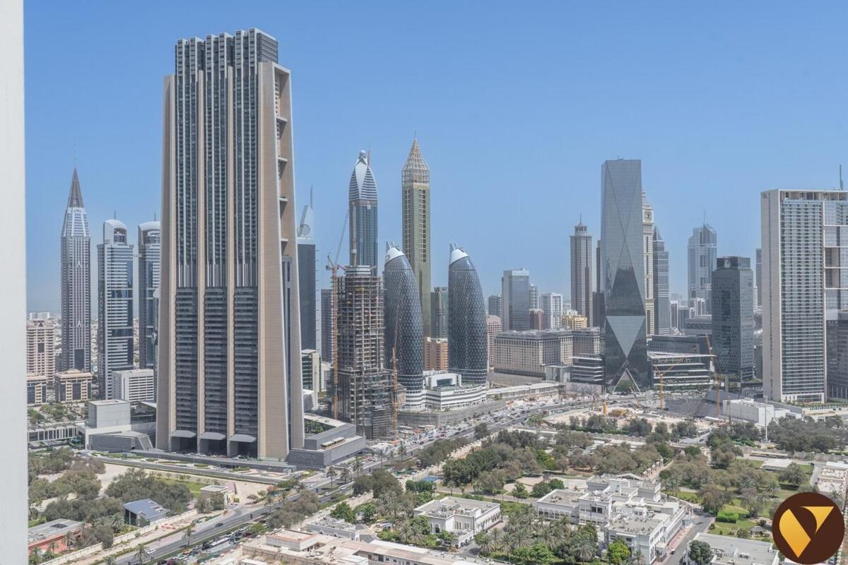 Downtown Views Ii - Vogue One Bedroom With Balcony, 32nd Floor Opposite Mall Skybridge Dubai